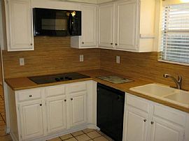 3bd / 2ba House in Woodedge Village in Houston, TX (Photo 11 of 12)