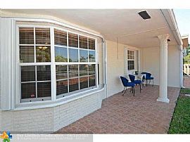 5bd / 3ba House in Rialto, CA (Photo 2 of 9)