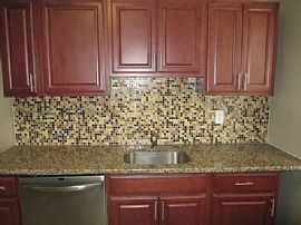  4bd / 2ba House in West Oak Lane in Philadelphia, PA (Photo 3 of 12)