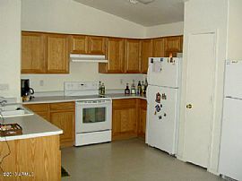  3bd / 2ba House in South Mountain in Phoenix, AZ (Photo 2 of 9)