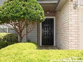 4bd / 3ba House in Northwest Crossing  in San Antonio, TX (Photo 2 of 12)