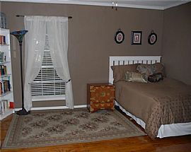 3bd / 3ba House in M Streets in Dallas, TX (Photo 7 of 7)