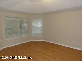 4bd / 2ba House  in Jacksonville, FL (Photo 4 of 10)