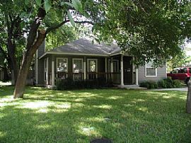 4bd / 2ba House in North Loop  in Austin, TX
