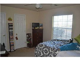 4bd / 2ba House in North Loop  in Austin, TX (Photo 2 of 10)