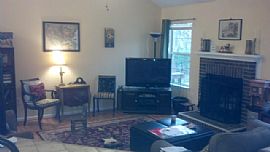 3bd / 2ba House in Rockwell Park - Hemphill Heights  in Charlotte, NC (Photo 2 of 12)