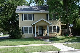 Large 3 Bedroom Home in Alta Vista in San Antonio, TX