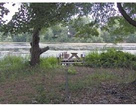 Rented!!!beutiful, Huge Water Front Cape House in Indian Orchard, MA (Photo 4 of 6)