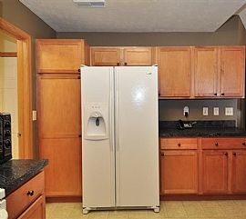 Prepare to Be Impressed with Pool! Immaculately 3bdr, 2bth in Lincoln, NE (Photo 8 of 12)