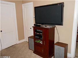 3 Bed, 2 Bath Single Family Home in Richmond, VA (Photo 4 of 9)