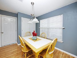 3 Bed, 3 Bath Single Family Home in Charlotte, NC (Photo 4 of 10)