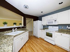 3 Bed, 3 Bath Single Family Home in Charlotte, NC (Photo 6 of 10)