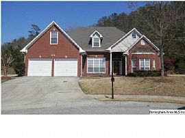 Beautiful 4 Br, 2 1/2 Bath Home on a Estate Sized Lot in Birmingham, AL