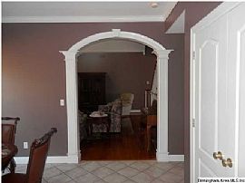 Beautiful 4 Br, 2 1/2 Bath Home on a Estate Sized Lot in Birmingham, AL (Photo 8 of 11)