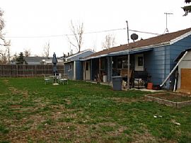 Nicely Maintained 3 Bedroom, 1 Bath, 1 Car Garage in Denver, CO (Photo 11 of 11)