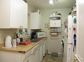 Nicely Maintained 3 Bedroom, 1 Bath, 1 Car Garage in Denver, CO (Photo 5 of 11)