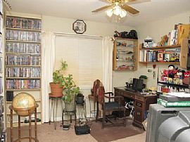 Nicely Maintained 3 Bedroom, 1 Bath, 1 Car Garage in Denver, CO (Photo 7 of 11)