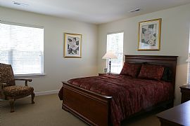 Manayunk Apartment Near Station in Philadelphia, PA