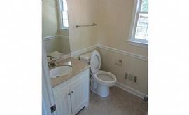 Great Lovely 3 Bedroom Home with Granite in Decatur, GA (Photo 6 of 8)