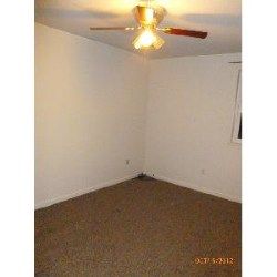 Spacious 2 Bedroom, 1 Bathroom Home Offers a Washer and Dryer I in Philadelphia, PA (Photo 3 of 3)