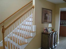 Opportunity to Own a Wonderful Home 3bed 3 Bath in Manchester, NH (Photo 2 of 12)