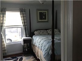 3br 2ba Home Spacious Dr in East Haven, CT (Photo 10 of 11)