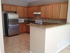 Beautiful Home in Great Neighborhood in Las Vegas, NV (Photo 3 of 6)