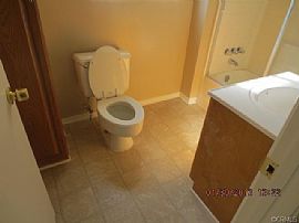 3bd / 1ba House in Long Beach, CA (Photo 4 of 6)