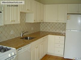 End Unit in Desirable Riverturn Complex. in Ridgeway, CT (Photo 4 of 9)