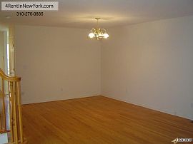 End Unit in Desirable Riverturn Complex. in Ridgeway, CT (Photo 6 of 9)