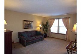 Immaculate 3 Bedroom, 2.5 Bath Home in Noblesville, IN (Photo 6 of 8)