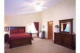 Immaculate 3 Bedroom, 2.5 Bath Home in Noblesville, IN (Photo 8 of 8)