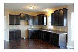 Single Family 4bed Ans 3bath in Mc Cordsville, IN (Photo 3 of 9)