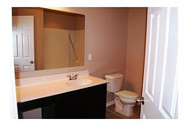 Single Family 4bed Ans 3bath in Mc Cordsville, IN (Photo 7 of 9)