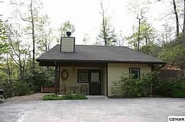 Comfortable Surroundings in Gatlinburg, TN