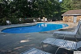 Comfortable Surroundings in Gatlinburg, TN (Photo 11 of 12)