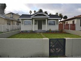 2bd / 1 Ba House in Los Angeles, CA (Photo 1 of 5)