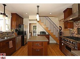 2bd / 2 Full Ba House in Echo Park in Los Angeles, CA (Photo 4 of 10)