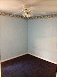 Brick 3 Bedroom, 3 Bath House Has New Windows in Detroit, MI (Photo 4 of 7)