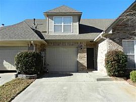 This Is a Very Nice 3 Bedroom, 3 Bath Townhome in Birmingham, AL