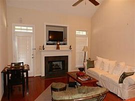 This Is a Very Nice 3 Bedroom, 3 Bath Townhome in Birmingham, AL (Photo 3 of 9)