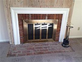 Single Family 3bed 2bed Comfortable Home in Cincinnati, OH (Photo 3 of 9)