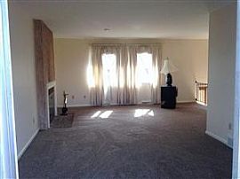 Single Family 3bed 2bed Comfortable Home in Cincinnati, OH (Photo 4 of 9)