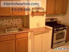Great Central Location 2 Bedroom, 1 Bath. Washer/d