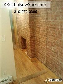 Attractive 2 Bed, 1 Bath. Parking Available!