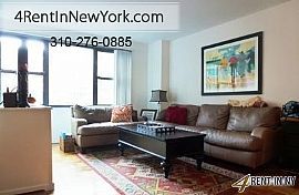 Over 710 Sf in Manhattan. Parking Available!