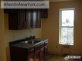 New York - Newly Renovated 3 Bedroom Apartment. Pa