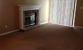 3bedroom 2bath with New Appliances