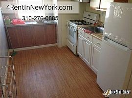 New York, 2 Bed, 1 Bath For Rent. Washer/dryer Hoo