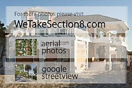 Gorgeous Stucco 3 Bedroom, 2 Bath Home on a Quite